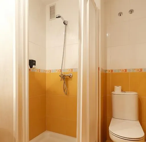 Urban Blue, Blue 公寓 *