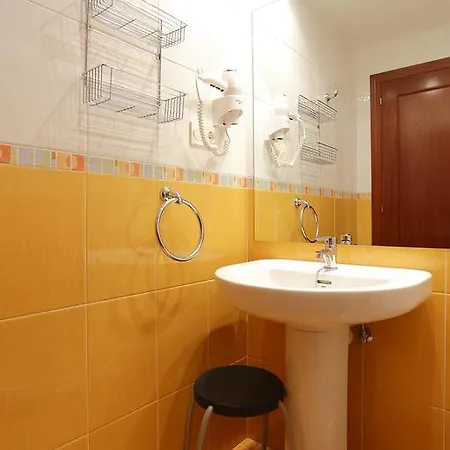 Urban Blue, Blue 아파트 *