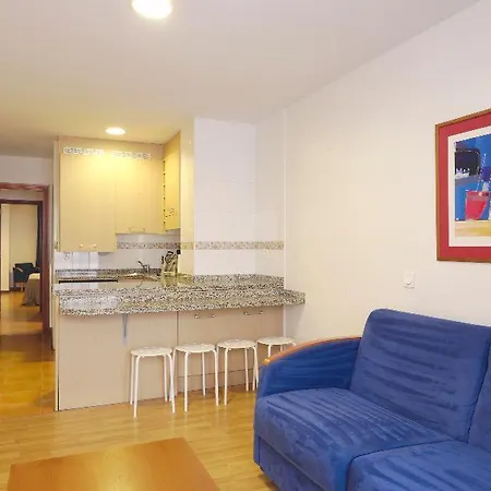 아파트 Urban Blue, Blue