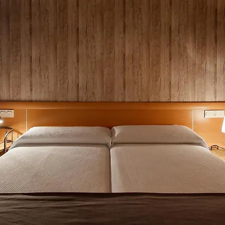 Urban Blue, Blue 아파트 기욘