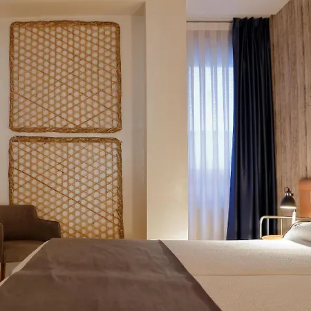 Urban Blue, Blue 아파트 *