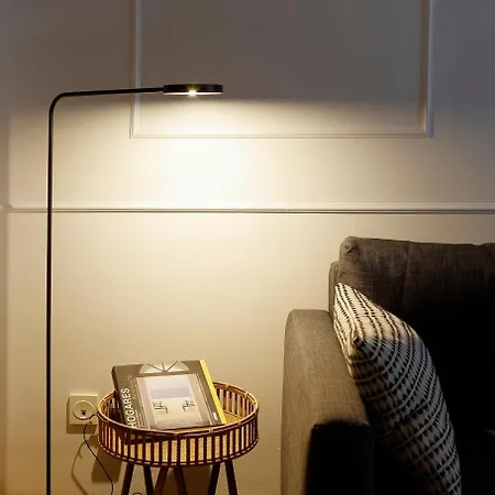 Urban Blue, Blue 아파트